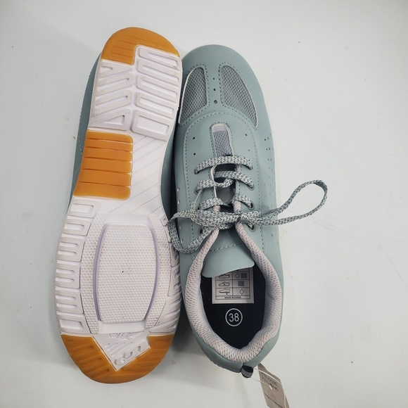 Women's Gray Sneakers - Picture 2 of 5